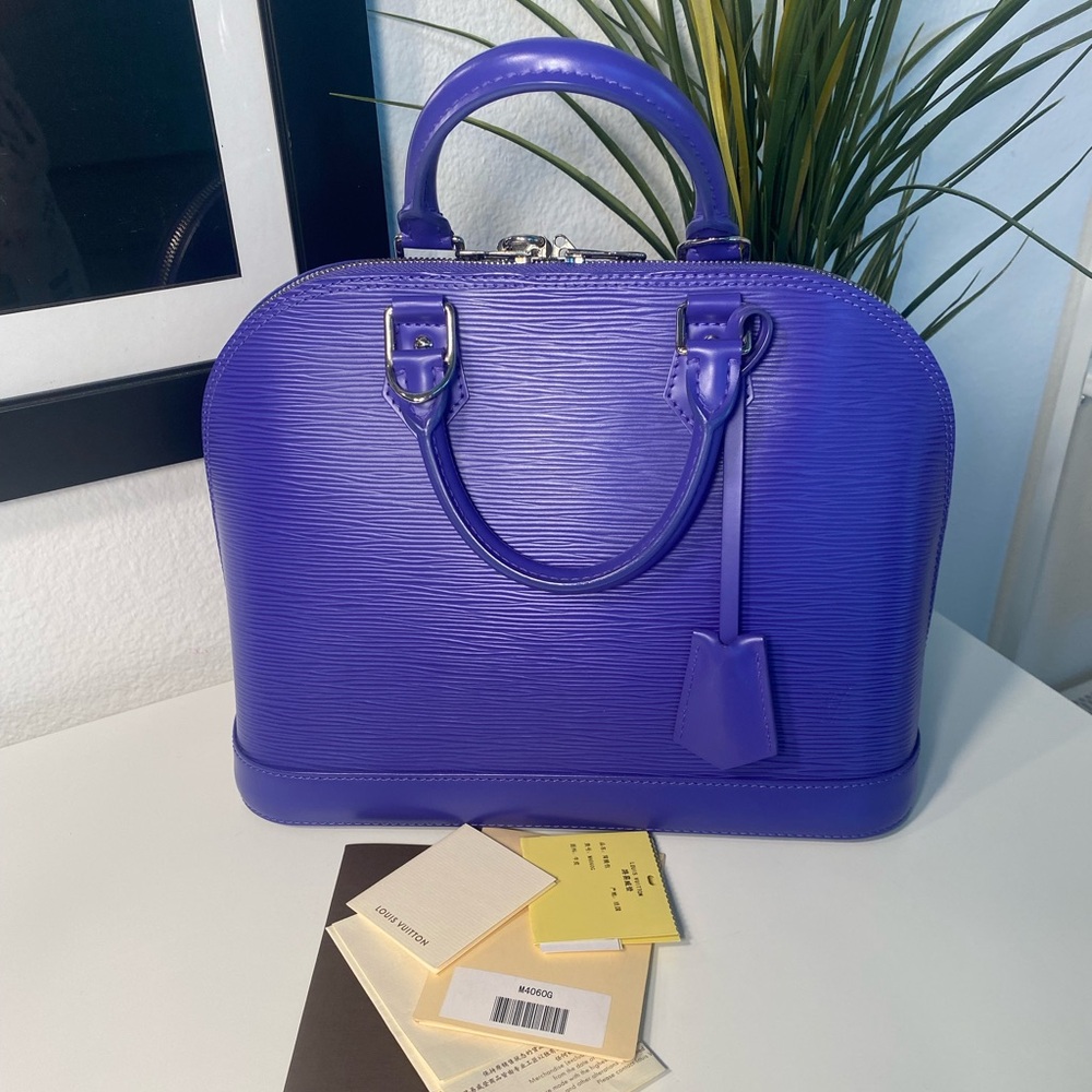 Louis Vuitton Alma PM EPI Leather COA/Original Receipt